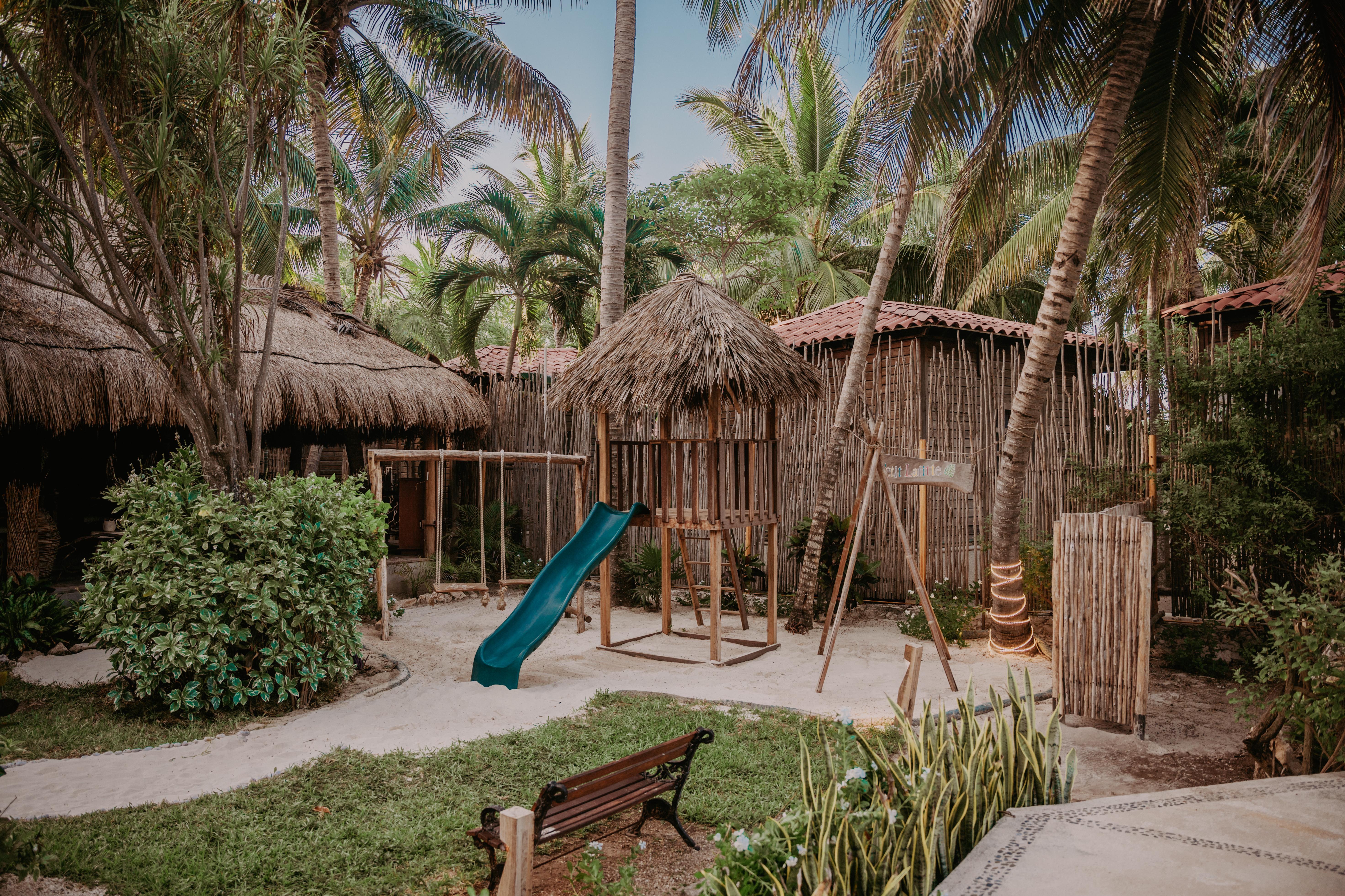 Petit Lafitte Beach Front Hotel & Bungalows Playa del Carmen Exterior photo